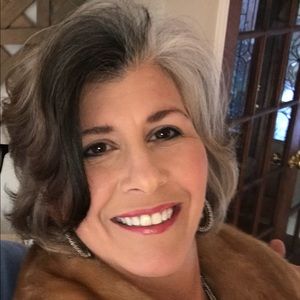Meet your Posher, Rhonda